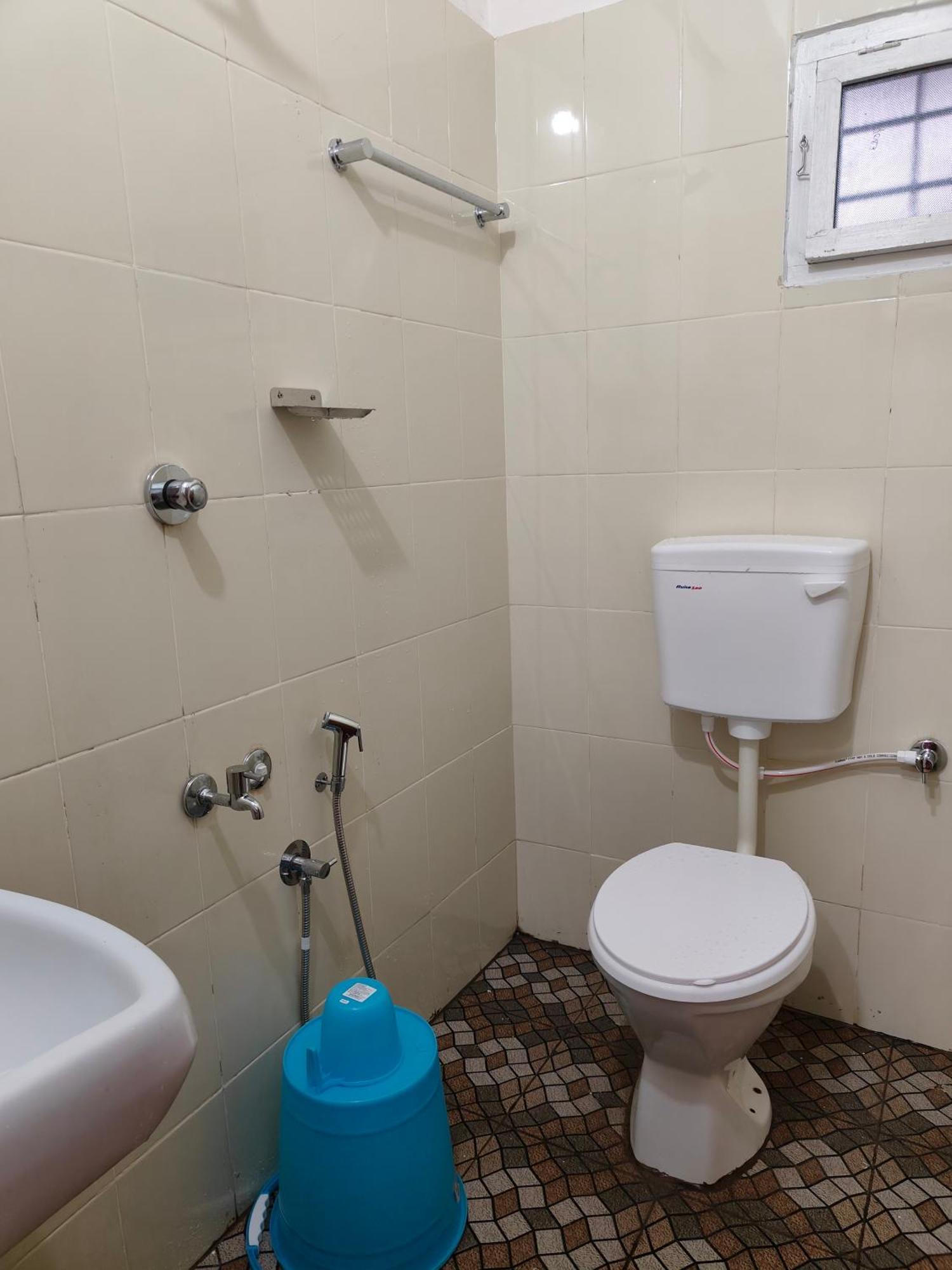 Hotel Nova Kochi Kültér fotó