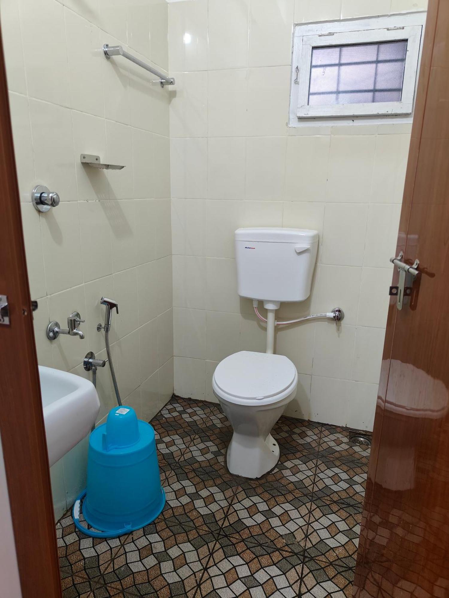 Hotel Nova Kochi Kültér fotó
